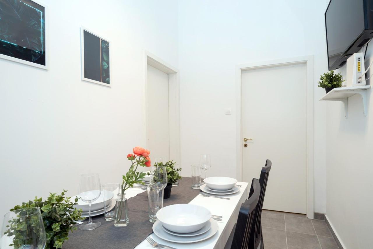 בודפשט Stylish New Home With View On New York Palace מראה חיצוני תמונה